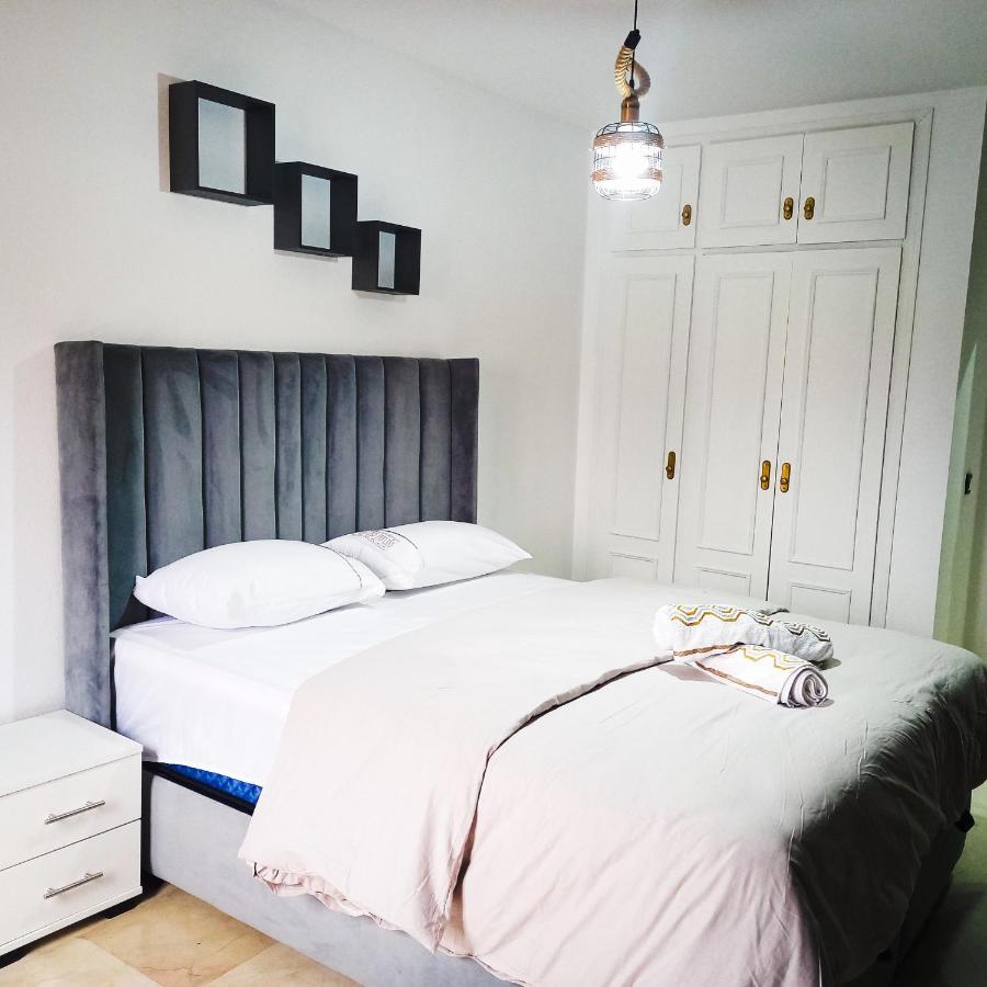 Nouveau Appartement Au Plein Centre-Ville En Face Hilton Tanger Buitenkant foto