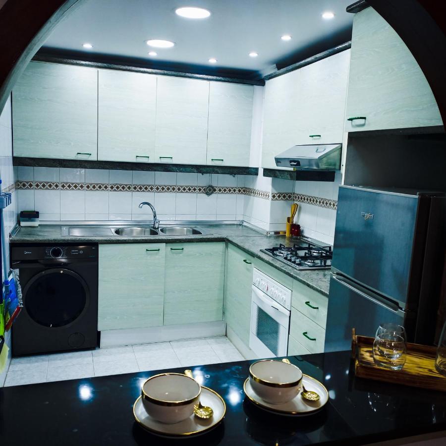 Nouveau Appartement Au Plein Centre-Ville En Face Hilton Tanger Buitenkant foto